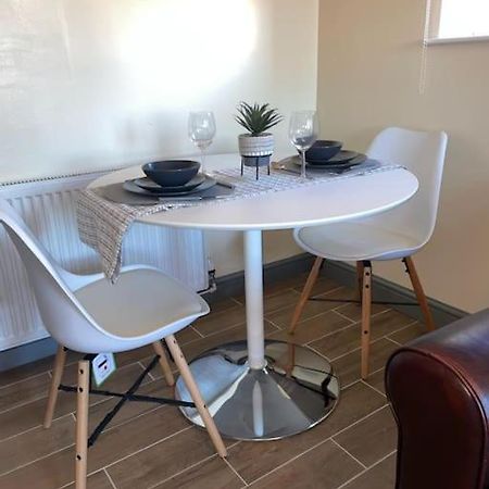 Modern 2 Bedroom Apartment In Derby City Centre Екстериор снимка